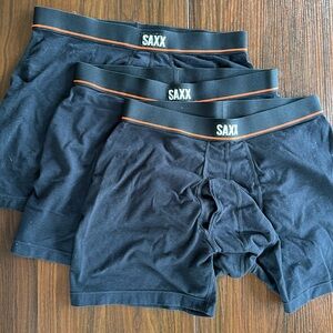 3 pairs of Saxx (medium)